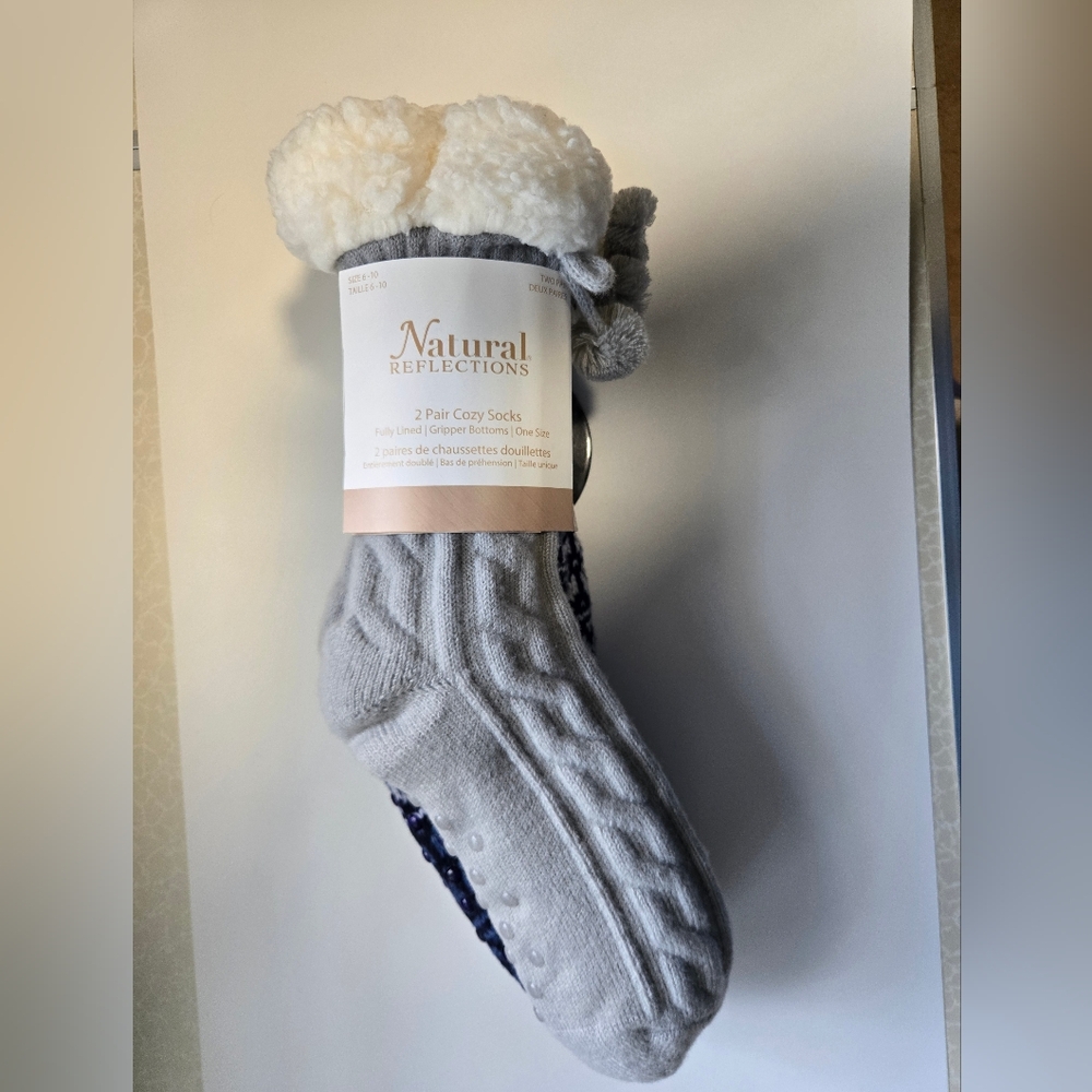 Natural Reflections Light Gray And Blue Cozy Knit Socks With Pom-Pom 2 Pair